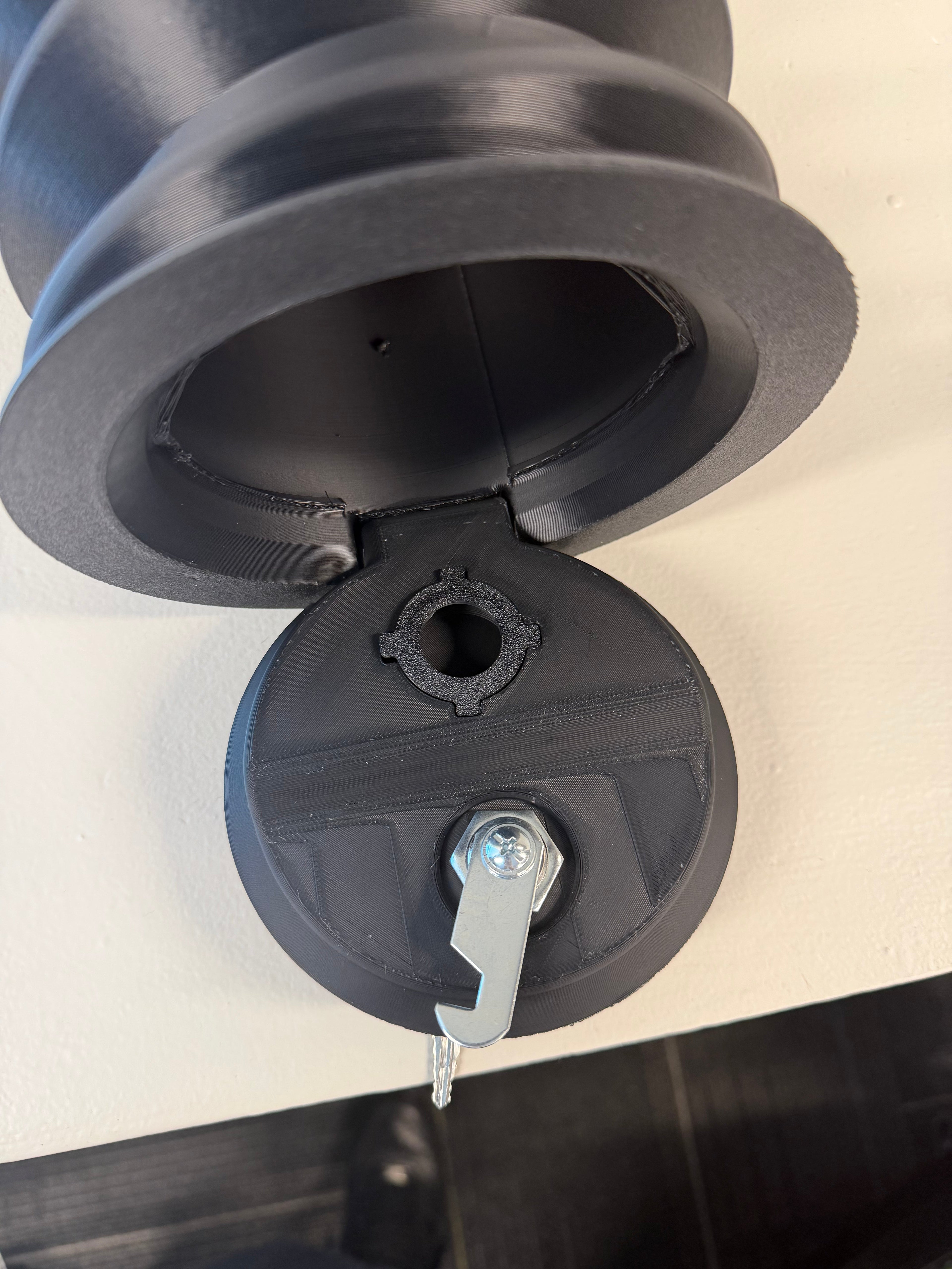 Beach Sand Lock Box with Mount for Apple Air Tag