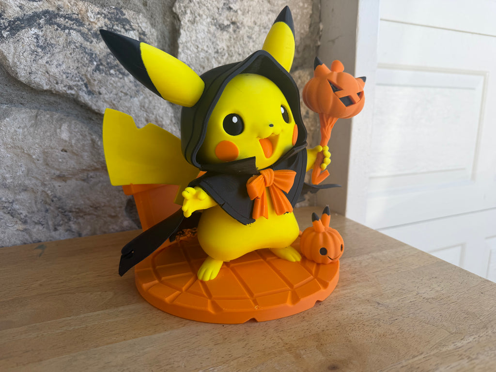 Electric Rat w/ Pumkins 10 inches wide x 10 inches long x 10 inches tall